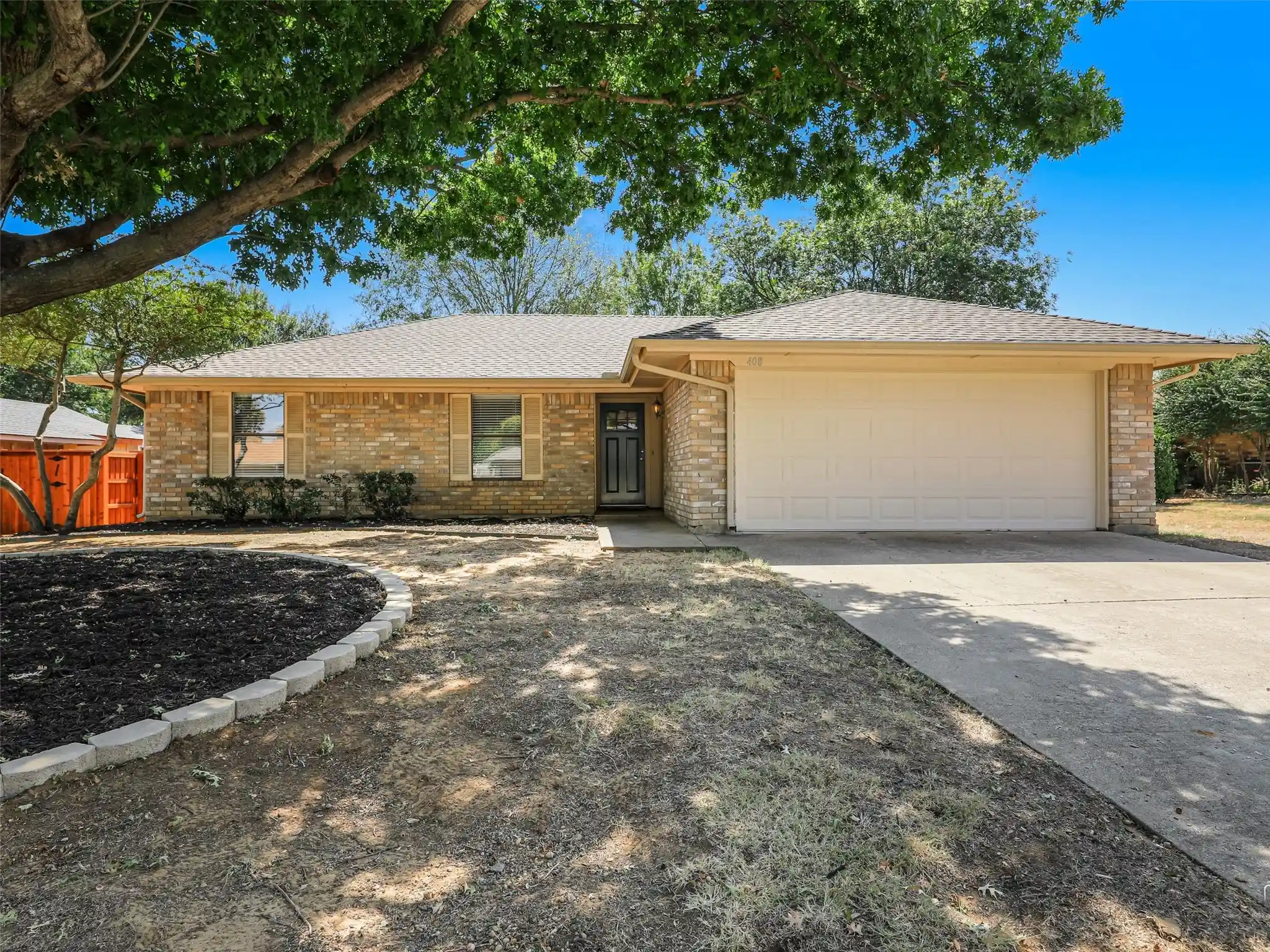Photo 1 of Single family home for sale at 408 Anice Ln, Euless, TX 76039 | MLS# 21377710 | Listing updated on 2026-10-24