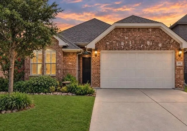 Photo 1 of Sale Pending at 5920 Mackerel Dr, Fort Worth, TX 76179 | MLS# 21380273 | Listing updated on 2026-10-08