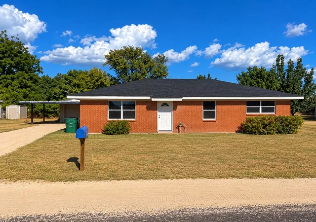 Single family home for sale at 215 Hamby Rd, Clyde, TX 79510 | MLS# 21382638