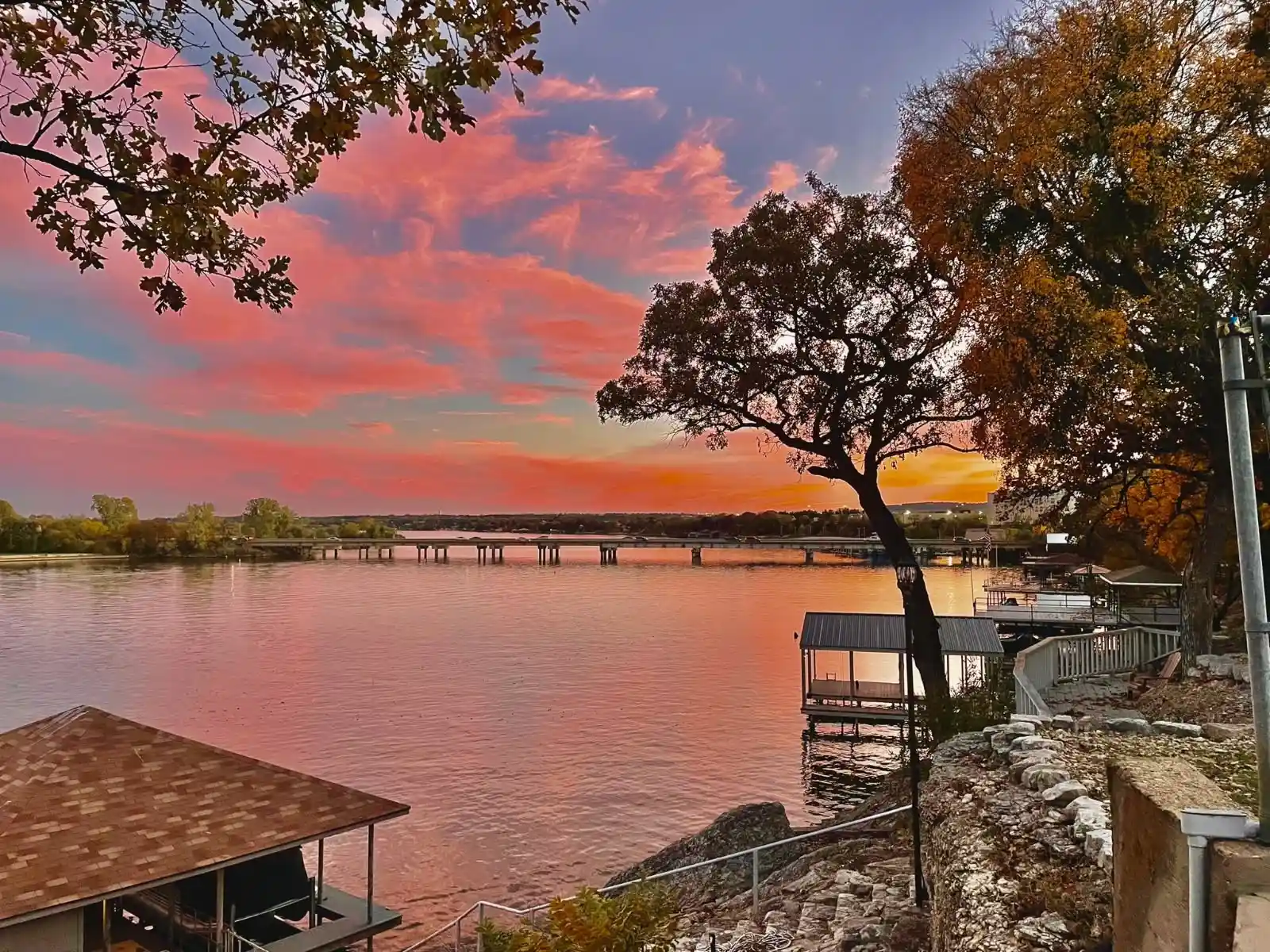 Photo 1 of Single family home for sale at 400 W Atchley Dr, Granbury, TX 76048 | MLS# 21381965 | Listing updated on 2026-10-25