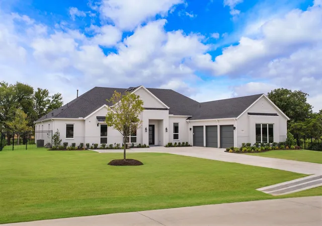 Photo 2 of Single family home for sale at 1733 Aspen Xing, Little Elm, TX 75068 | MLS# 21382138 | Listing updated on 2026-10-07