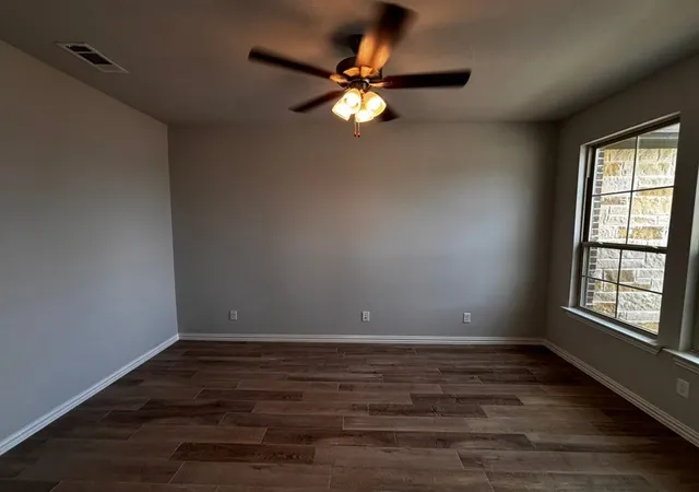 Photo 3 of Single family home for sale at 128 Pheasant Run Dr, New Fairview, TX 76078 | MLS# 21380262 | Listing updated on 2026-09-25