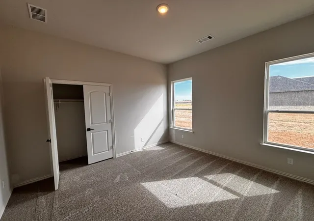 Photo 3 of Single family home for sale at 148 Pheasant Run Dr, New Fairview, TX 76078 | MLS# 21380275 | Listing updated on 2026-09-20