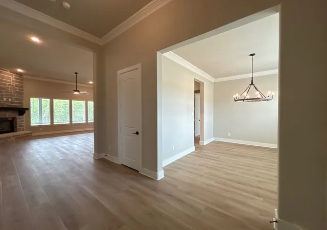 Photo 3 of Single family home for sale at 912 Creekview Whites Rd, Van Alstyne, TX 75495 | MLS# 21380292 | Listing updated on 2026-10-05