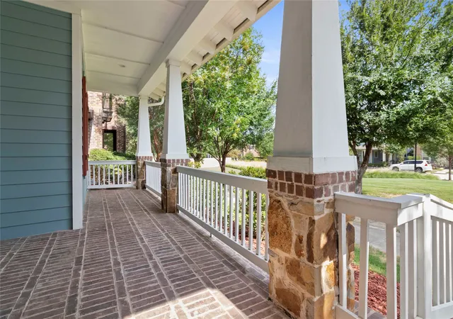 Photo 3 of Single family home for sale at 1009 Peacock Blvd, Carrollton, TX 75007 | MLS# 21382936 | Listing updated on 2026-10-08