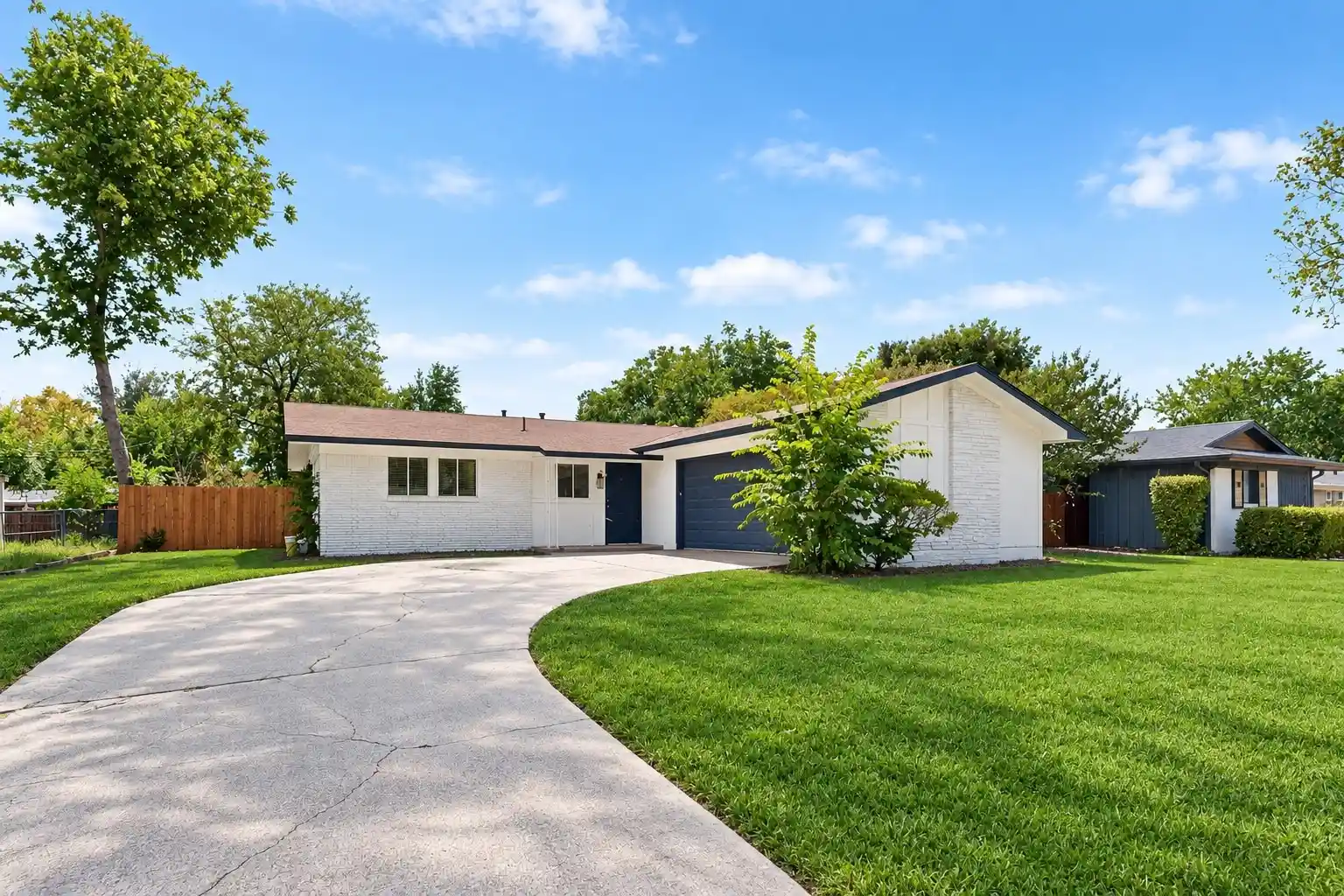Photo 1 of Single family home for sale at 4649 South Dr W, Fort Worth, TX 76132 | MLS# 21382993 | Listing updated on 2026-10-18
