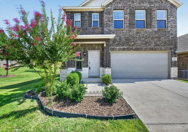 Photo 3 of Single family home for sale at 3348 Duncan Way, Denton, TX 76210 | MLS# 21382893 | Listing updated on 2026-09-20