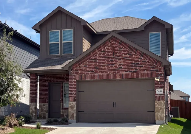 Photo 1 of Sale Pending at 5606 Gannet Pl, Crandall, TX 75114 | MLS# 21383114 | Listing updated on 2026-10-05