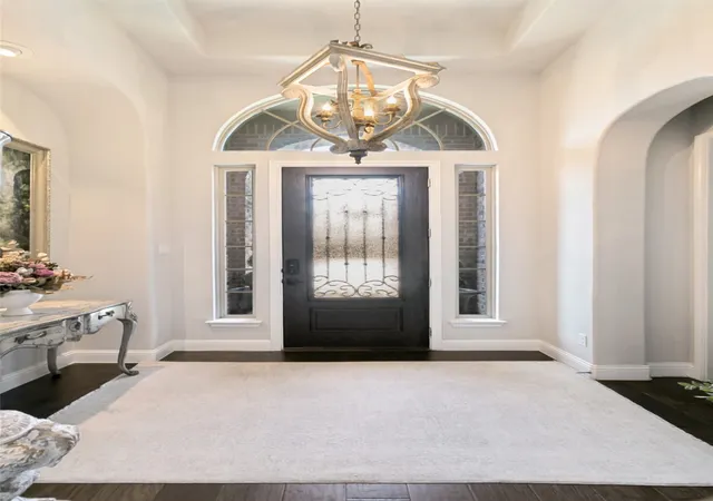 Photo 3 of Single family home for sale at 10301 Morada Rd, Fort Worth, TX 76126 | MLS# 21377173 | Listing updated on 2026-10-05