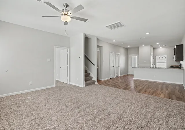 Photo 3 of Single family home for sale at 9609 Teton Vista Dr, Fort Worth, TX 76140 | MLS# 21381754 | Listing updated on 2026-10-07