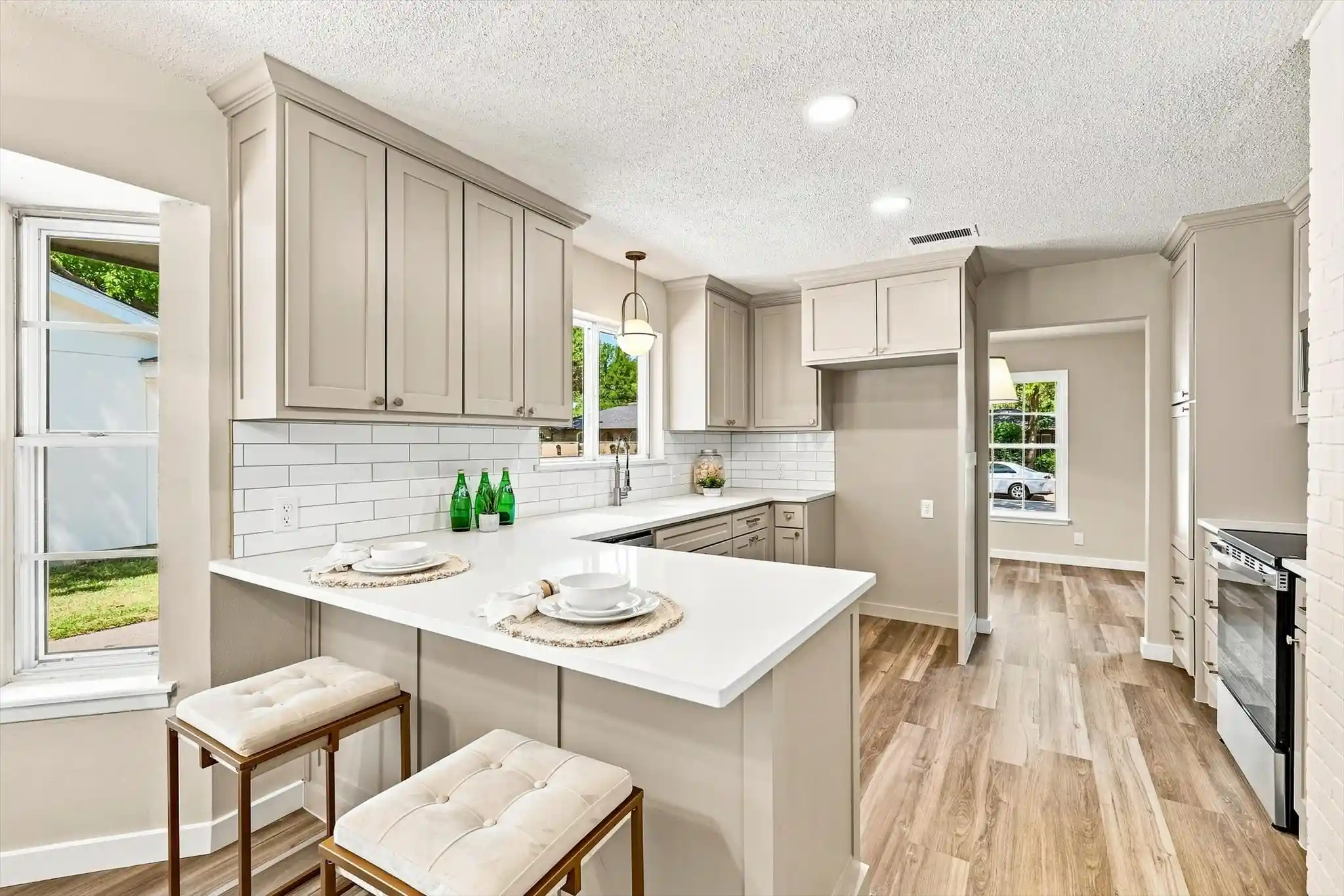 Photo 1 of Single family home for sale at 305 Brookview Dr, Hurst, TX 76054 | MLS# 21382020 | Listing updated on 2026-10-25
