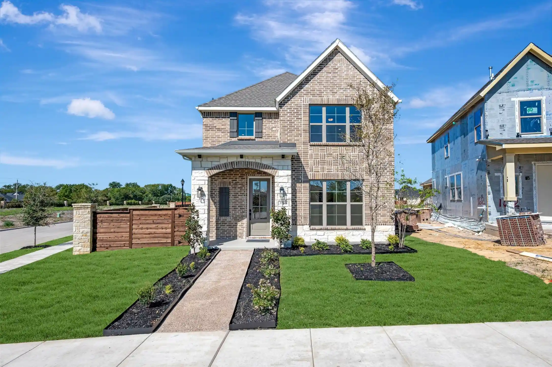 Photo 1 of Single family home for sale at 1616 Compass Hts, Mesquite, TX 75181 | MLS# 21383589 | Listing updated on 2026-10-25