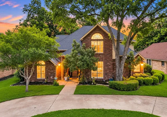Photo 1 of Single family home for sale at 1909 Pecan Ridge Dr, Rowlett, TX 75088 | MLS# 21382838 | Listing updated on 2026-10-09