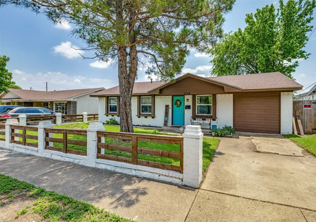 Photo 1 of Single family home for sale at 3540 Frosty Trl, Dallas, TX 75241 | MLS# 21382392 | Listing updated on 2026-09-28