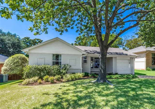 Photo 1 of Single family home for sale at 11609 Colmar St, Dallas, TX 75218 | MLS# 21374262 | Listing updated on 2026-10-04