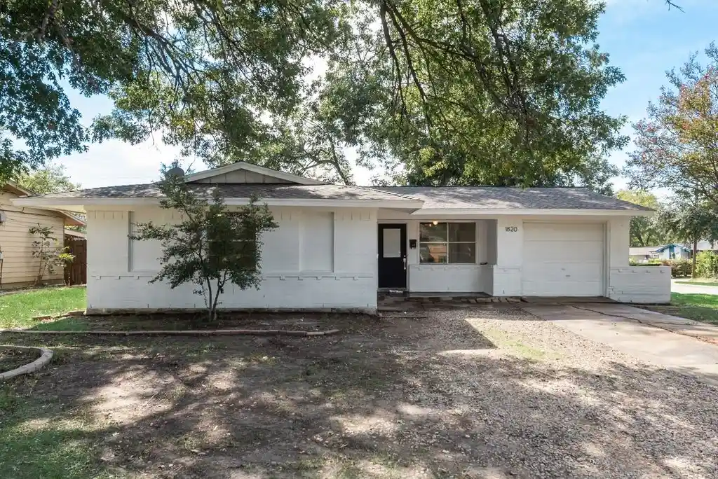 Single family home for sale at 1820 Burning Tree Ln, Carrollton, TX 75006 | MLS# 21382001