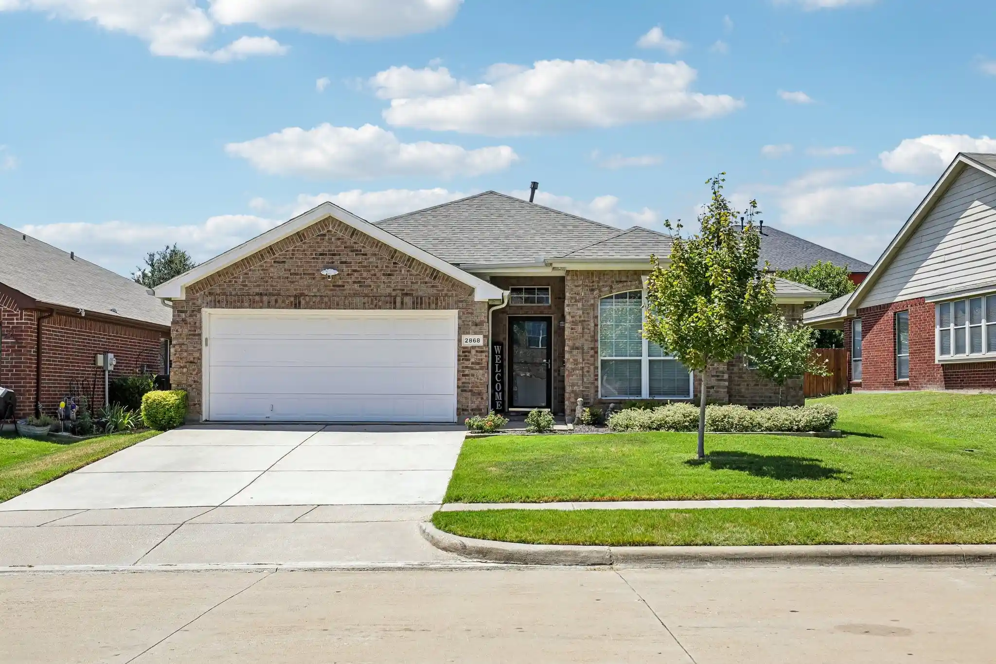 Photo 1 of Single family home for sale at 2868 Spotted Owl Dr, Fort Worth, TX 76244 | MLS# 21379072 | Listing updated on 2026-10-15