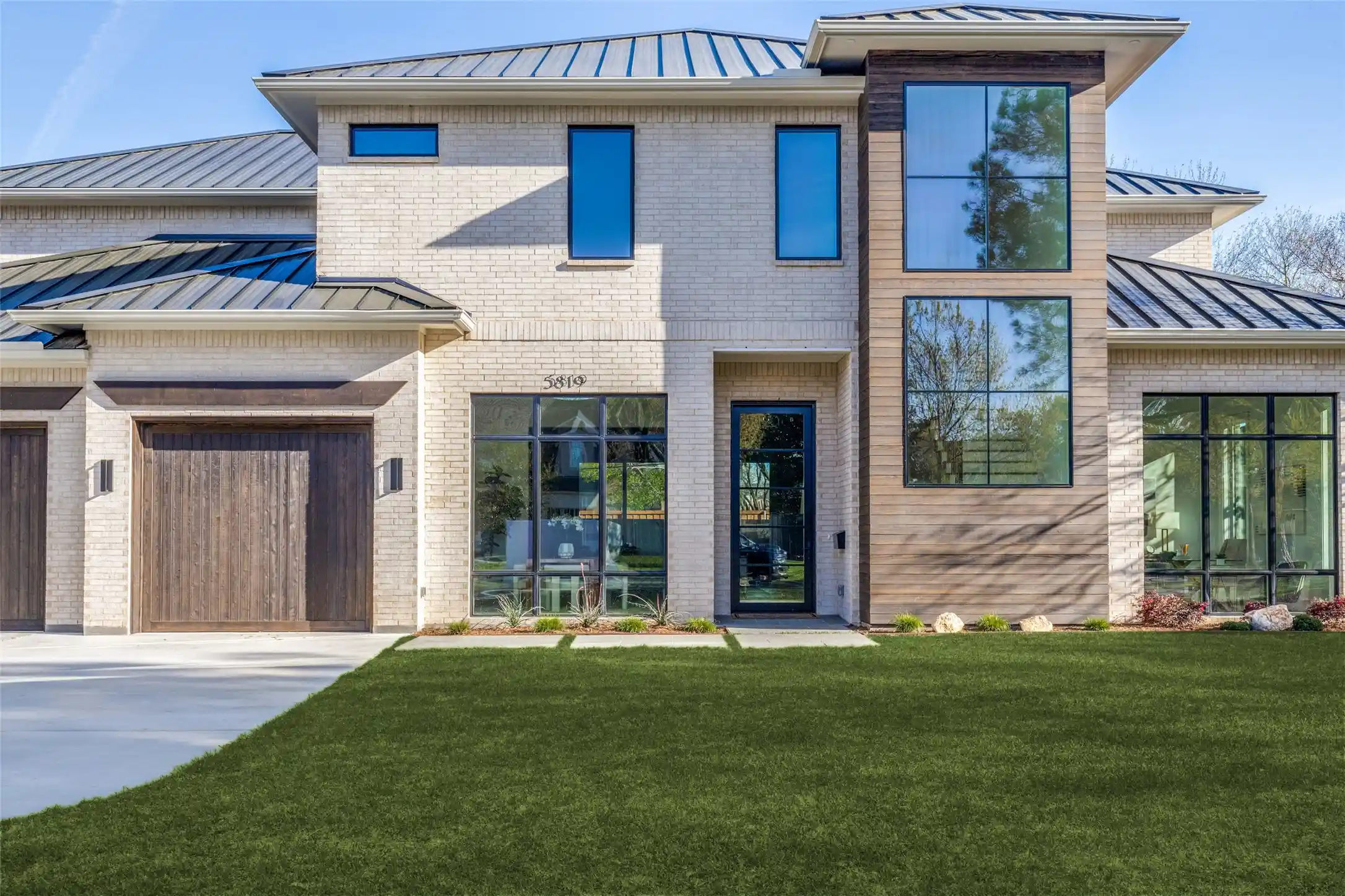 Photo 1 of Mansion for sale at 5819 Del Roy Dr, Dallas, TX 75230 | MLS# 21383187 | Listing updated on 2026-10-25