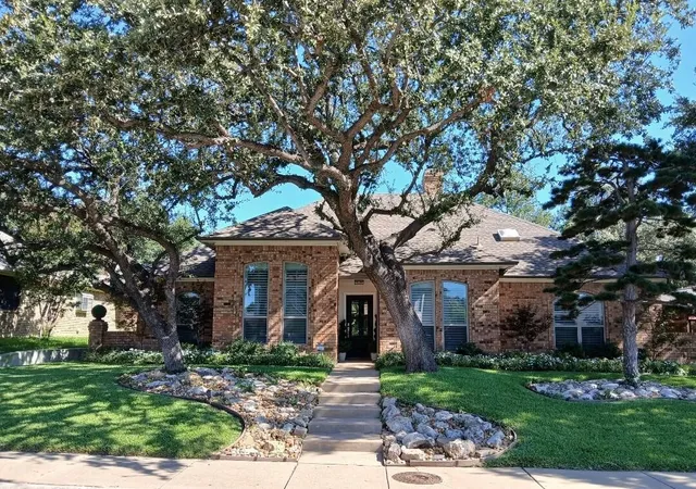 Single family home for sale at 6305 Crested Butte Dr, Dallas, TX 75252 | MLS# 21383869