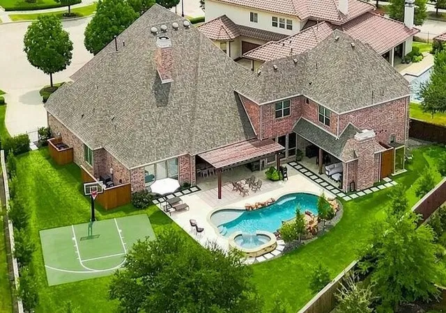 Photo 1 of Mansion for sale at 12967 Mahogany Ct, Frisco, TX 75033 | MLS# 21380919 | Listing updated on 2026-10-07