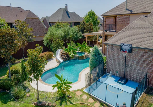 Photo 2 of Mansion for sale at 1207 Silentbrook Ct, Frisco, TX 75036 | MLS# 21376754 | Listing updated on 2026-09-30