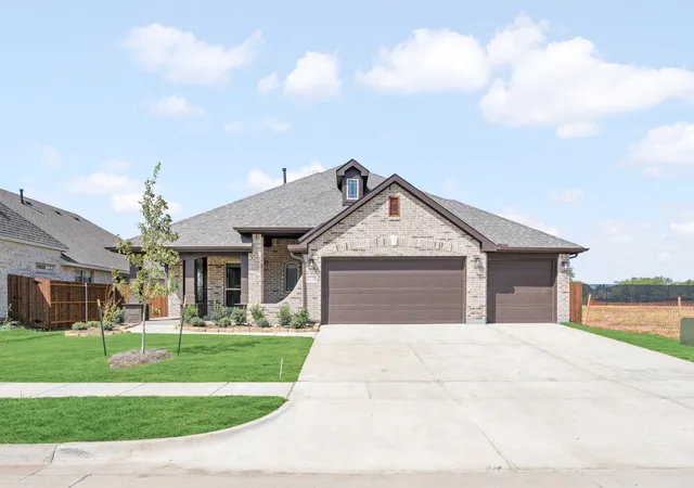 Photo 1 of Single family home for sale at 3225 Fraser Dr, Glenn Heights, TX 75154 | MLS# 21383158 | Listing updated on 2026-10-05