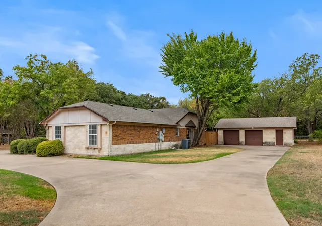 Photo 2 of Single family home for sale at 156 S Pearson, Keller, TX 76248 | MLS# 21384071 | Listing updated on 2026-09-27