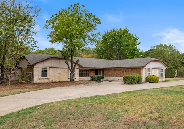 Photo 3 of Single family home for sale at 156 S Pearson, Keller, TX 76248 | MLS# 21384071 | Listing updated on 2026-09-27