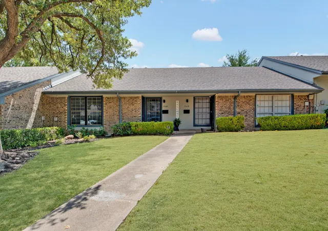 Photo 2 of Townhouse for sale at 13640 Flagstone Ln, Dallas, TX 75240 | MLS# 21376076 | Listing updated on 2026-10-07