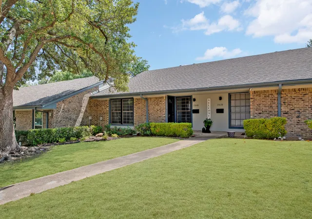 Photo 3 of Townhouse for sale at 13640 Flagstone Ln, Dallas, TX 75240 | MLS# 21376076 | Listing updated on 2026-10-07
