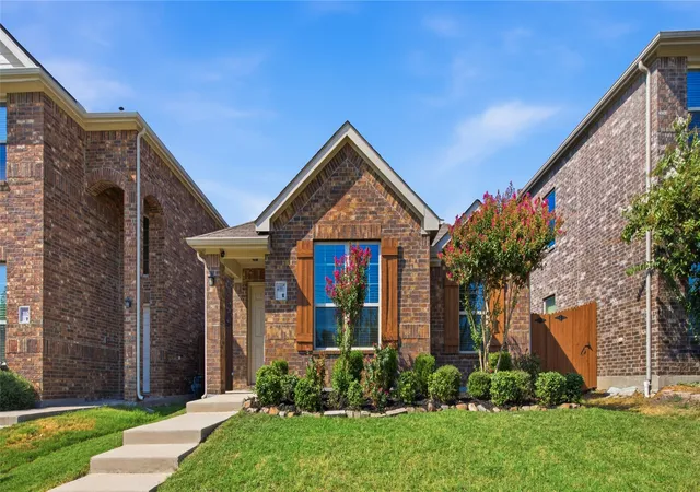 Photo 2 of Single family home for sale at 4007 Springfield Ln, Forney, TX 75126 | MLS# 21380397 | Listing updated on 2026-10-08