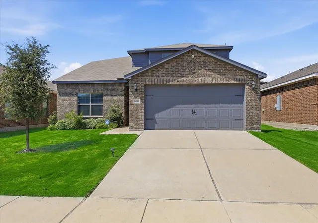 Photo 3 of Single family home for sale at 2031 Canterbury Dr, Seagoville, TX 75159 | MLS# 21383671 | Listing updated on 2026-10-09