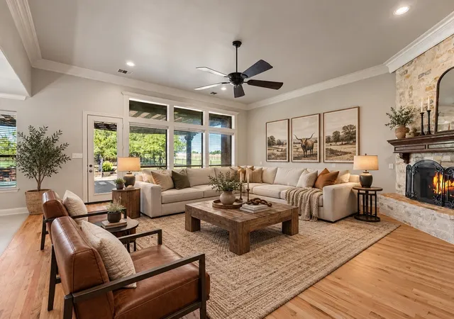 Photo 3 of Single family home for sale at 148 Stoneleigh Dr, Rockwall, TX 75032 | MLS# 21363822 | Listing updated on 2026-10-08