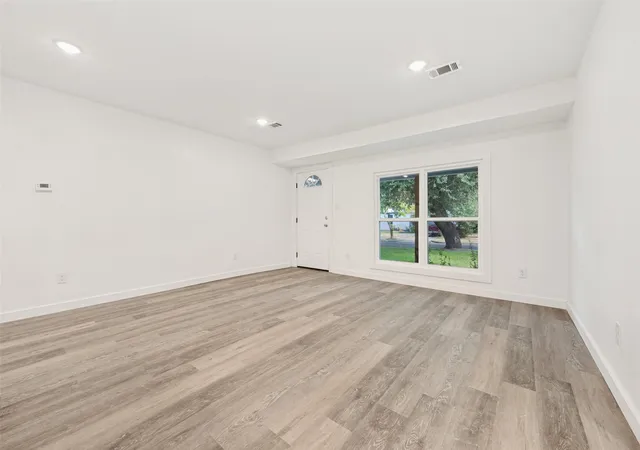 Photo 2 of Single family home for sale at 2661 Hudspeth Ave, Dallas, TX 75216 | MLS# 21384393 | Listing updated on 2026-09-15