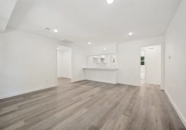 Photo 3 of Single family home for sale at 2661 Hudspeth Ave, Dallas, TX 75216 | MLS# 21384393 | Listing updated on 2026-09-15