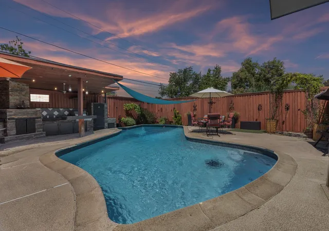 Photo 2 of Single family home for sale at 13121 Halwin Cir, Dallas, TX 75243 | MLS# 21381118 | Listing updated on 2026-09-26