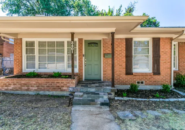 Photo 1 of Single family home for sale at 3401 Creston Ave, Fort Worth, TX 76133 | MLS# 21381132 | Listing updated on 2026-10-08