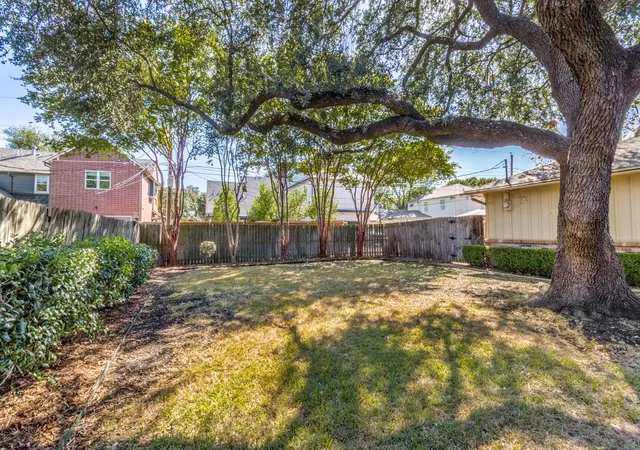 Photo 11 of Sale Pending at 1317 Chickasaw Dr, Richardson, TX 75080 | MLS# 21383753 | Listing updated on 2026-10-09