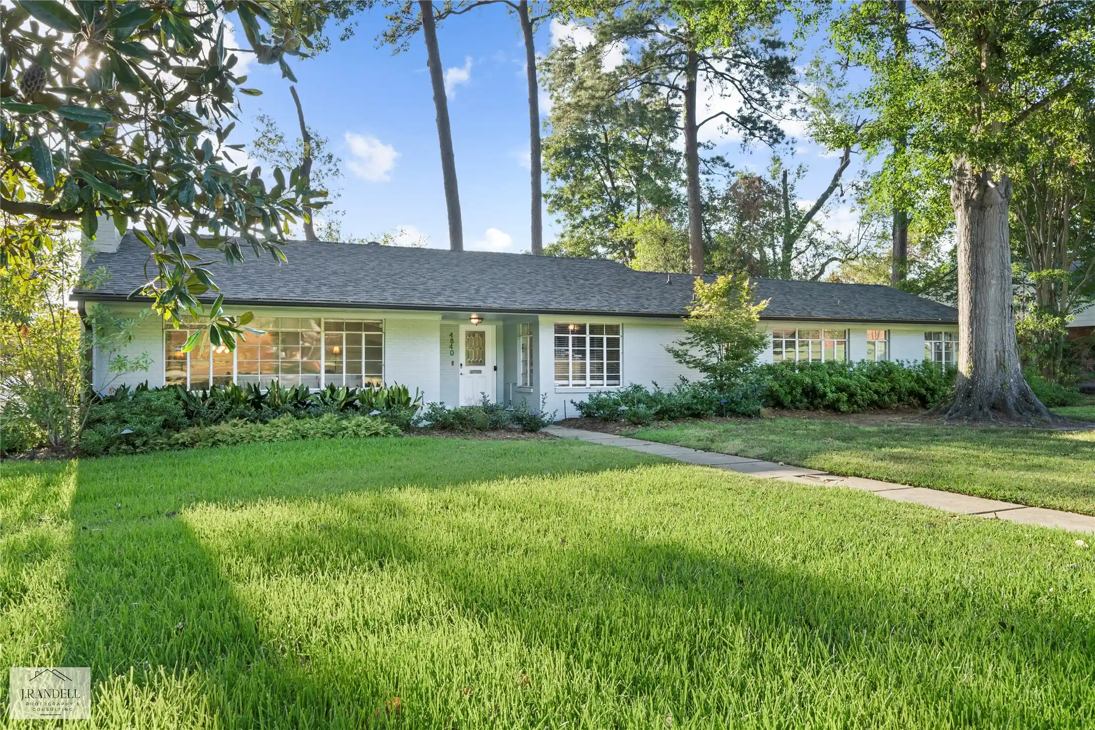 Photo 1 of Single family home for sale at 4840 Camellia Ln, Shreveport, LA 71106 | MLS# 21384709 | Listing updated on 2026-10-21