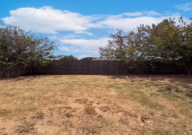 Photo 16 of Single family home for sale at 1910 Tawakani Ln, Little Elm, TX 75068 | MLS# 21384906 | Listing updated on 2026-10-10