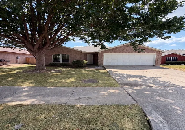 Photo 1 of Single family home for sale at 1910 Tawakani Ln, Little Elm, TX 75068 | MLS# 21384906 | Listing updated on 2026-10-10