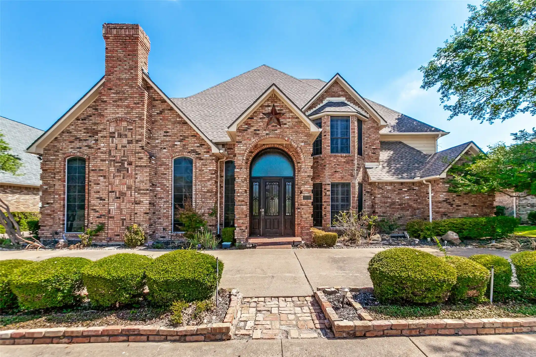 Photo 1 of Single family home for sale at 2605 Oak Point Dr, Garland, TX 75044 | MLS# 21383930 | Listing updated on 2026-10-25