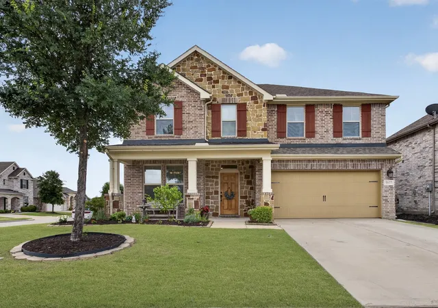 Photo 1 of Sale Pending at 1637 Pike Dr, Forney, TX 75126 | MLS# 21381656 | Listing updated on 2026-10-07