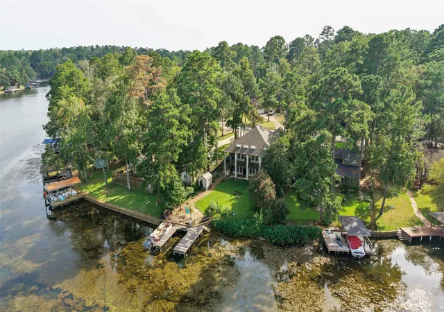 Photo 3 of Single family home for sale at 1551 E Tanglewood, Hideaway, TX 75771 | MLS# 21383485 | Listing updated on 2026-10-09