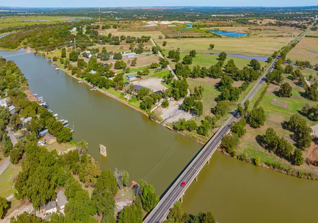 Land for sale at 1605 Old Tin Top Rd, Weatherford, TX 76087 | MLS# 21384531