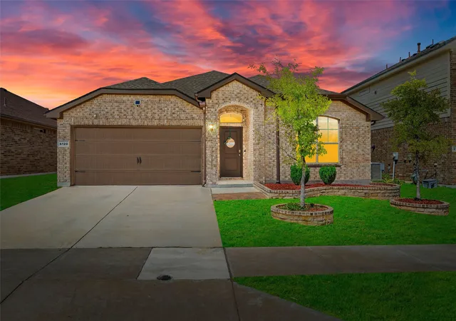 Photo 2 of Sale Pending at 6120 Blacksmith Ave, Fort Worth, TX 76179 | MLS# 21382533 | Listing updated on 2026-10-03