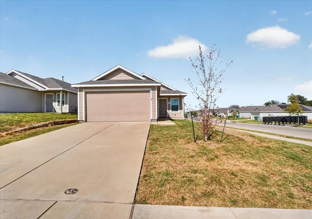 Photo 2 of Sale Pending at 2502 Coronado Way, Crandall, TX 75114 | MLS# 21385254 | Listing updated on 2026-10-08