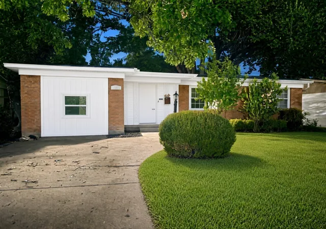 Photo 2 of Single family home for sale at 10870 Cassandra Way, Dallas, TX 75228 | MLS# 21385271 | Listing updated on 2026-09-22