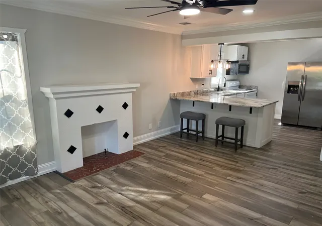 Photo 2 of Single family home for sale at 421 Edwards St, Bossier City, LA 71111 | MLS# 21384541 | Listing updated on 2026-09-17