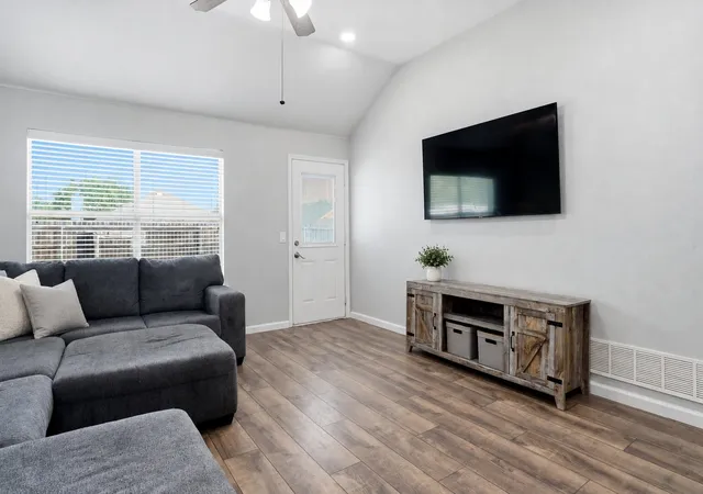 Photo 4 of Single family home for sale at 8713 Wagon Trl, Cross Roads, TX 76227 | MLS# 21385368 | Listing updated on 2026-10-05